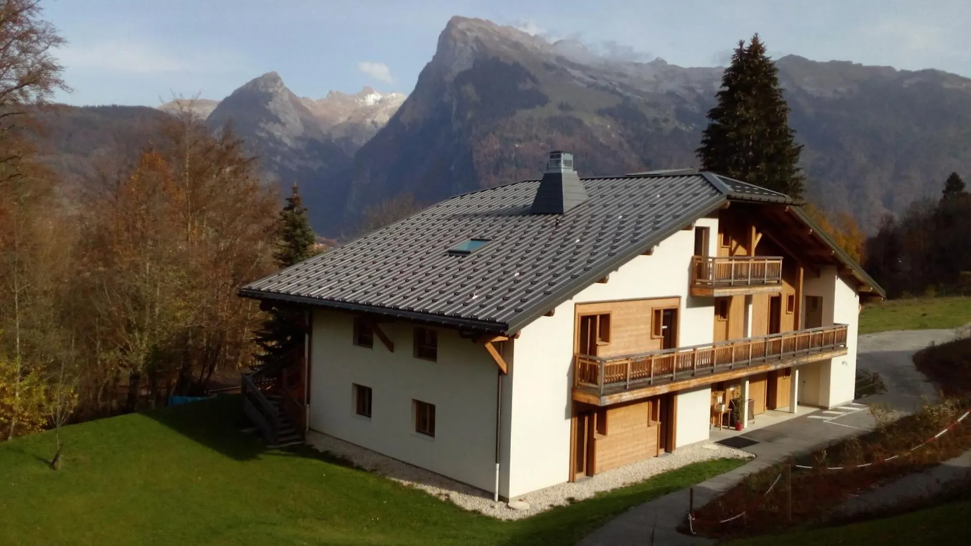 Chalet D\'Arfeuille - Vercland contacts