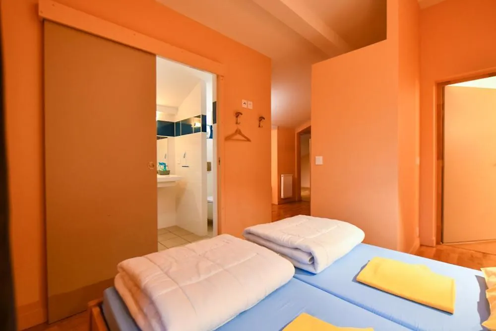 Chalet D'Arfeuille - Vercland Samoens Homestay